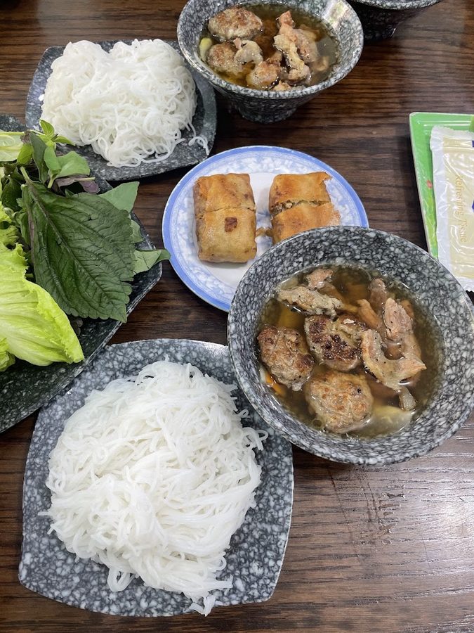 Bún Chả Cô Liên - Bún Chả Hàng Mành Hà Nội