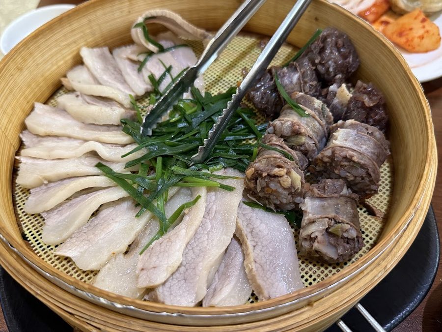 삼삼뼈국 압구정점