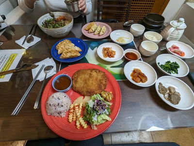 산유화 한정식