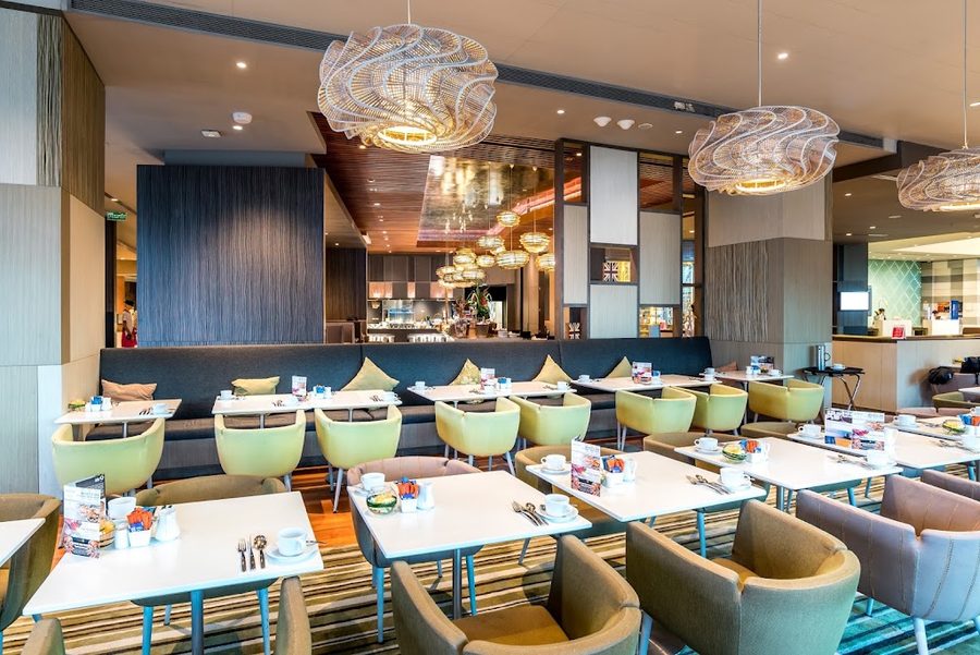 THE SQUARE RESTAURANT