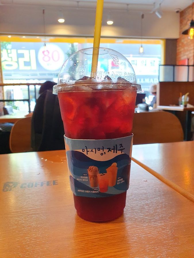 Mega Coffee Cheonan Station Branch