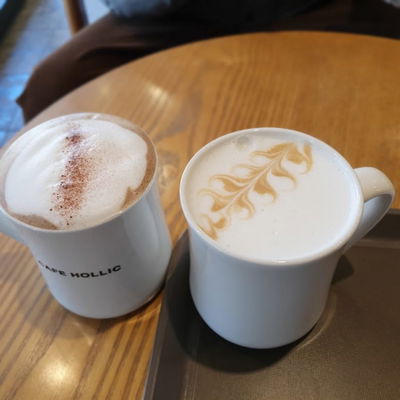 Cafe Holic