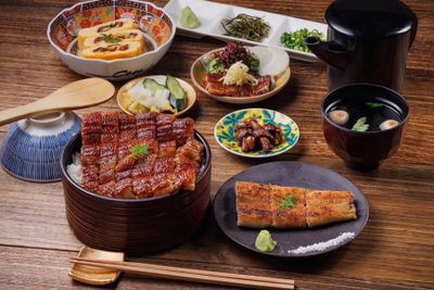 昼だけうなぎ屋 栄本店