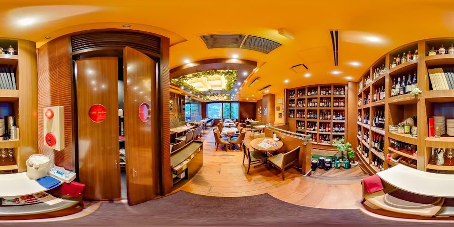MEAT&WINE WINEHALL GLAMOUR Ikebukuro
