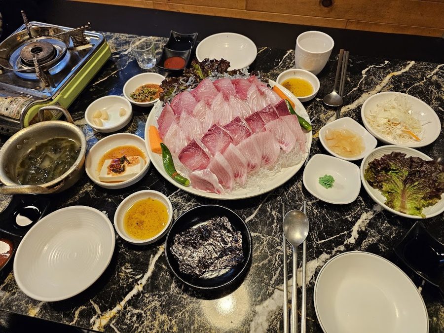 Yeongdeungpo Raw Fish Restaurant