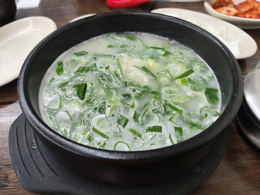 Singonjiam Smeori Gukbap Main Branch
