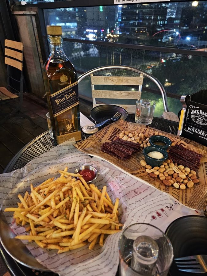 11-14 Beonji Casual Pub
