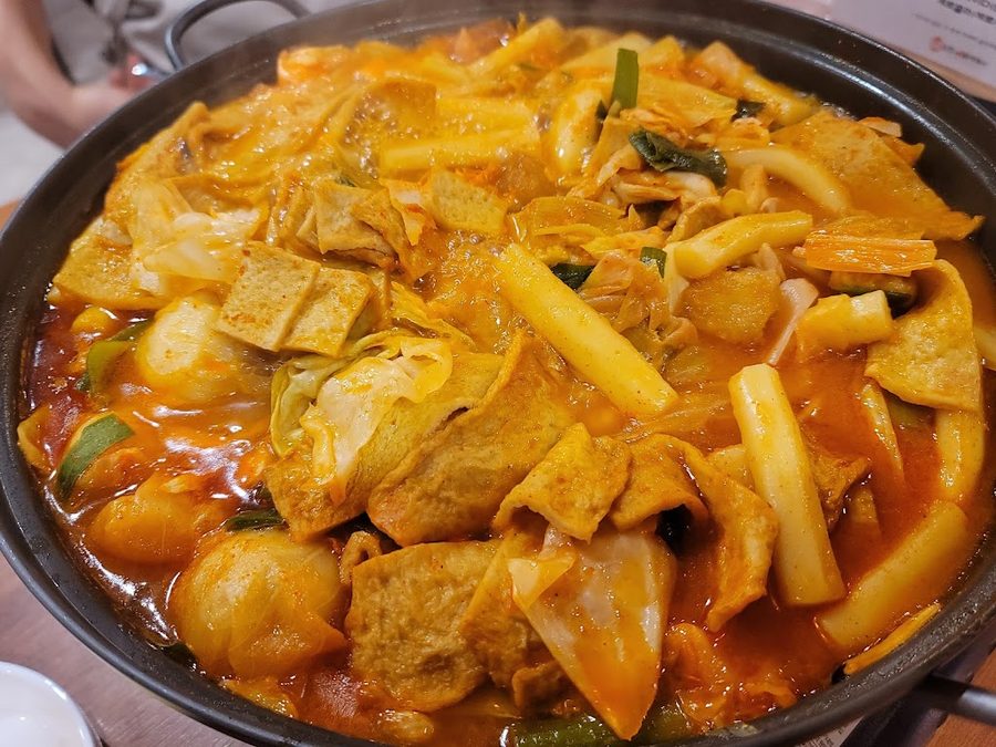 Eunhuine Onjip Dak Tteokbokki Daehakdong Branch