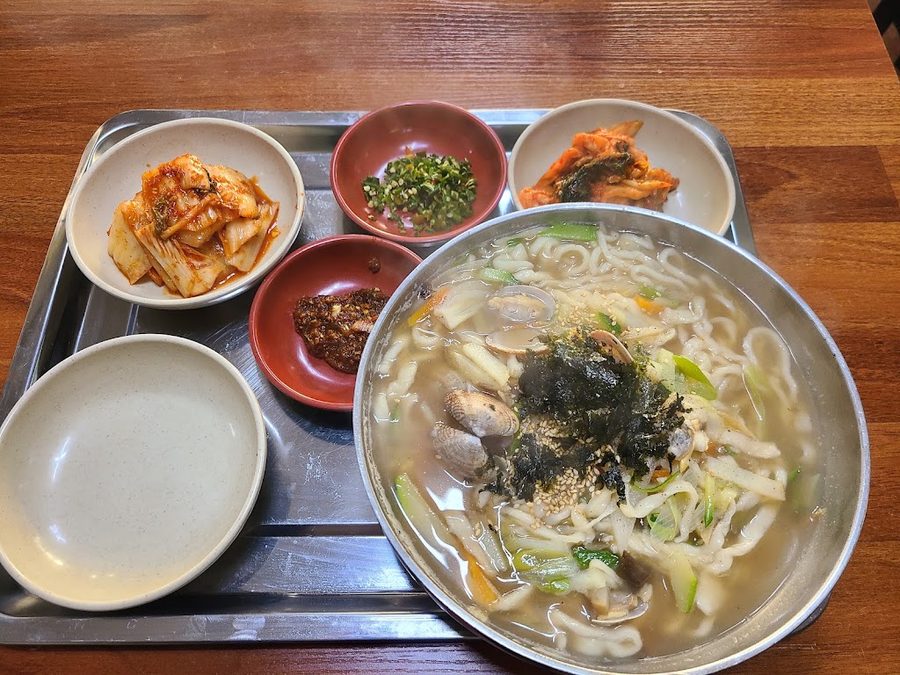 Hongdukkae Son Kalguksu