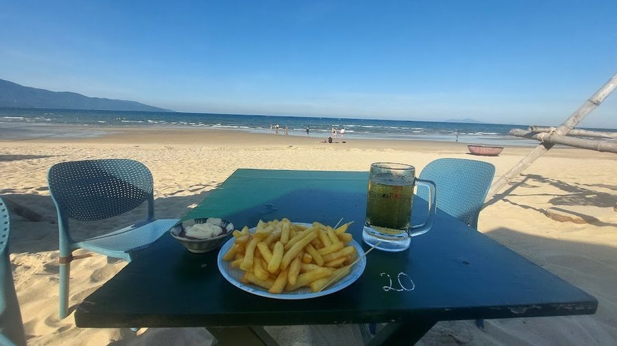 WiWi Beach Coffee & Food