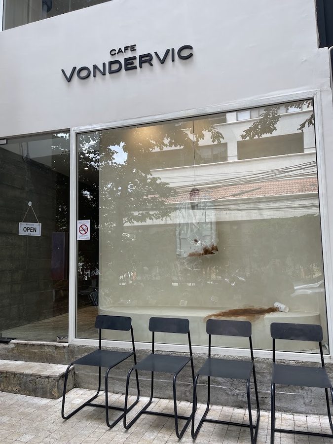 CAFE VONDERVIC