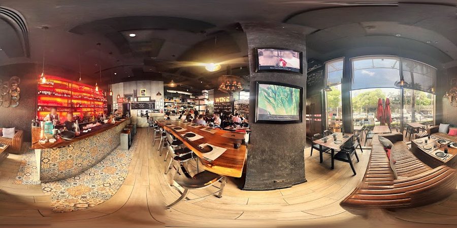 Cocotte Farm Roast & Winery