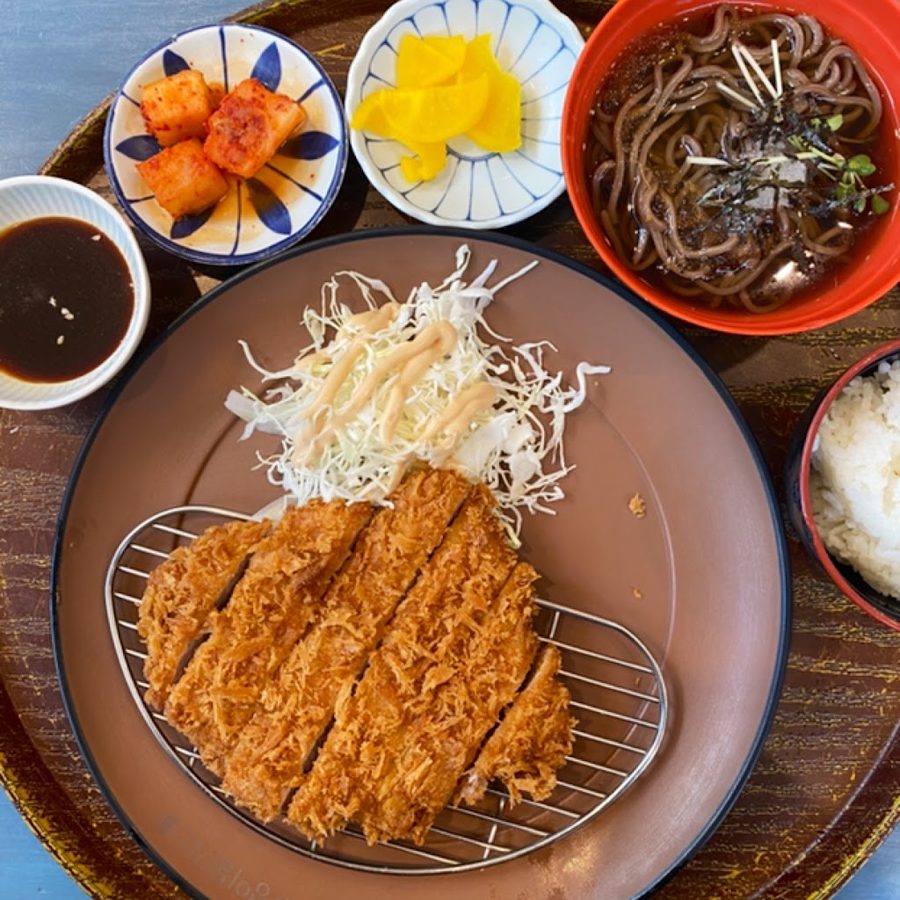Buong-i Donkatsu Daechi Branch