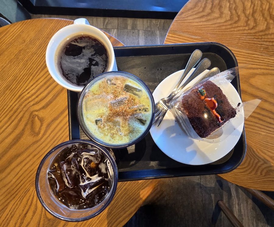 Starbucks Suwon Jeongja Sageori DT