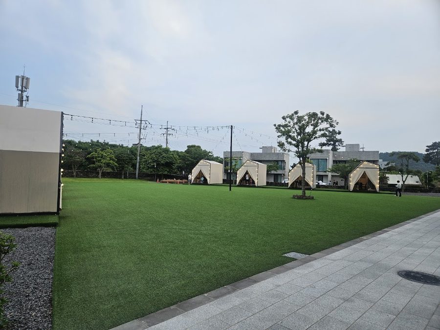Sinhyeop Jeju Yeonsuwon