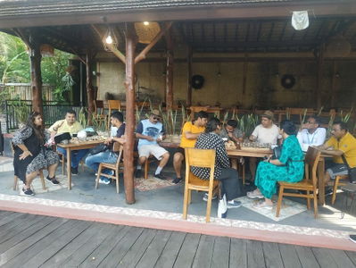 Dukuh Sari Coffee & Eatery