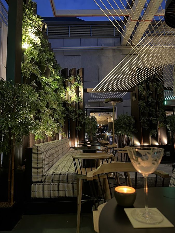 8 at The Londoner