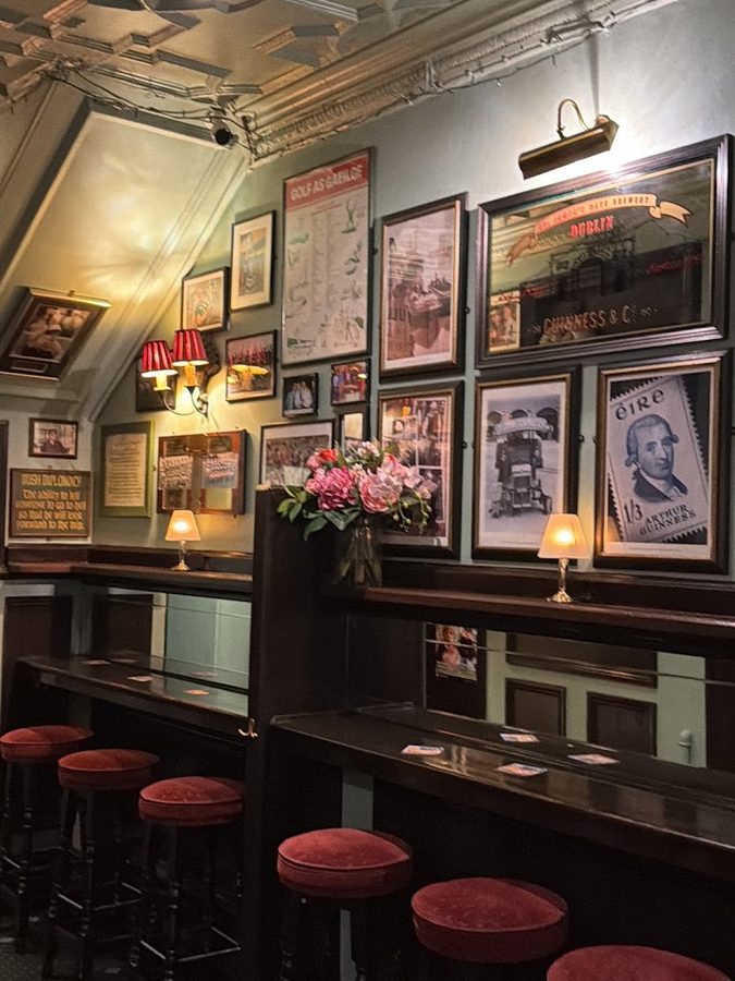 Coach & Horses