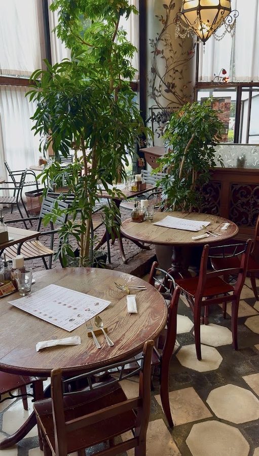 Café La Bohème Shinjuku Gyoen