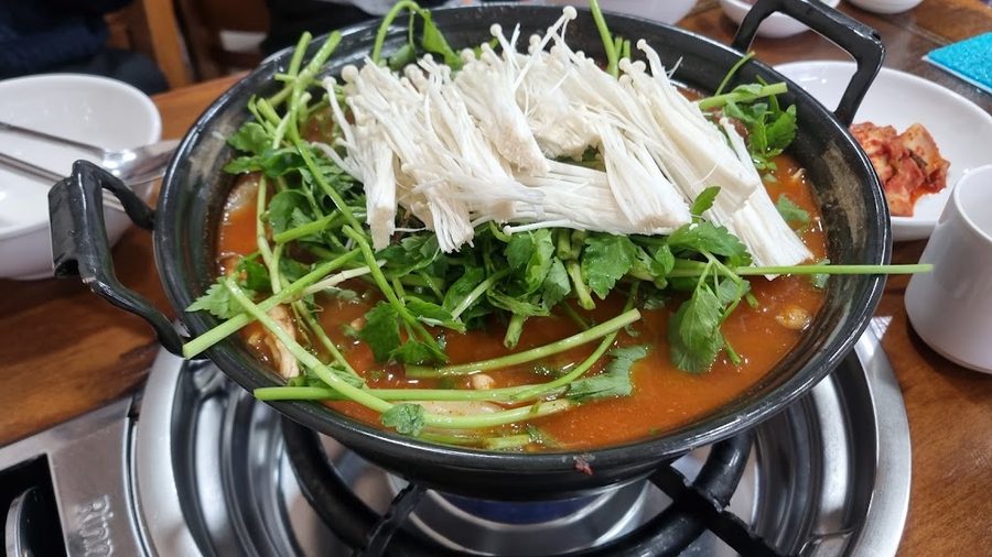 Deungchon Shabu Kalguksu Hongdae Branch