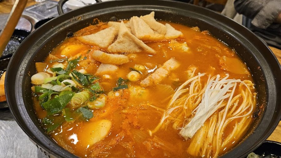 Nae Gohyang Kimchi Yori Dolpan Samgyeopsal
