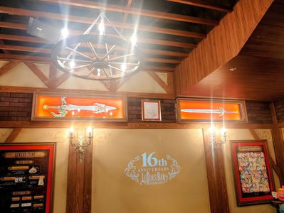 LUIDA'S BAR