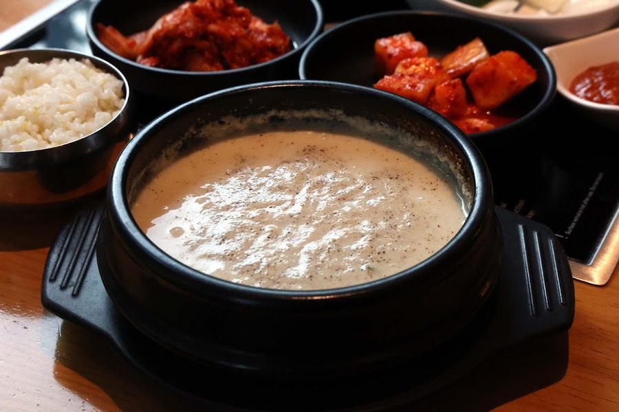 Kongppyeo Sutppyeo Gamjatang Jongno 3-ga Branch