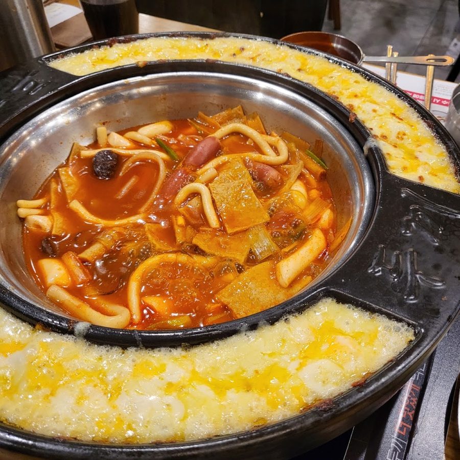 Dukki Tteokbokki Lotte Mall Eunpyeong Branch