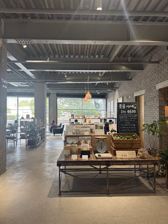 D&DEPARTMENT JEJU by ARARIO