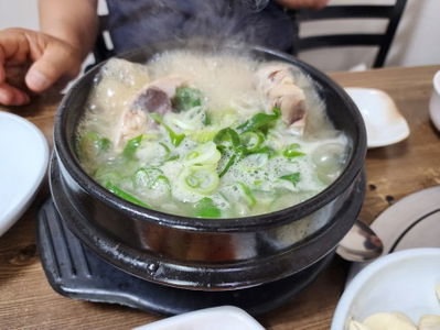 Cham-Oli