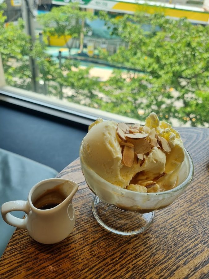 Hollys Coffee Busan Geumgang Botanical Garden Branch