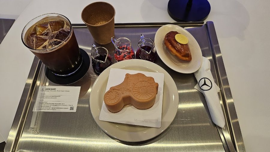 The Barn Berlin Seongsu Mercedes-Benz Studio Store