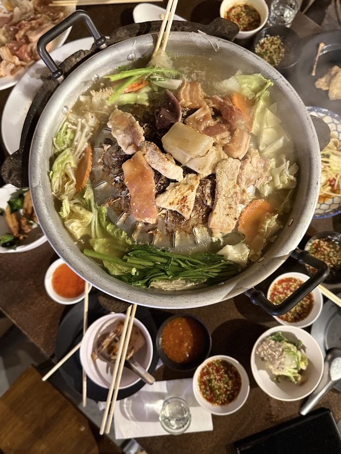 Areeya X PROUD Rooftop อารียา x พราว รูฟท็อป หมูกระทะ