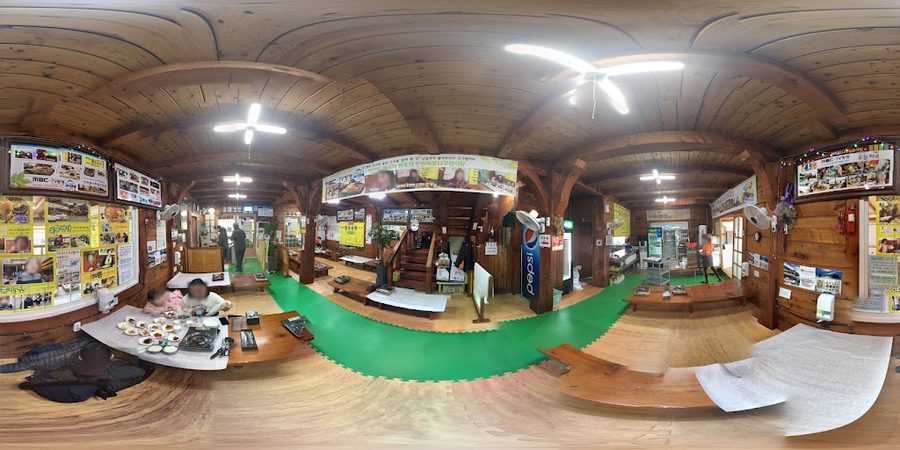Ttanttuk Tongnamujip Restaurant