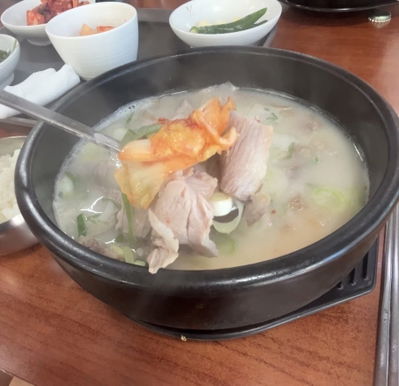 24 Hour Busan Wang Dwaeji Gukbap