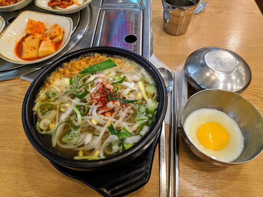 Wansangol Jeonju Kongnamul Gukbap Gamjatang