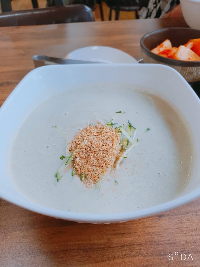 세엄마칼국수