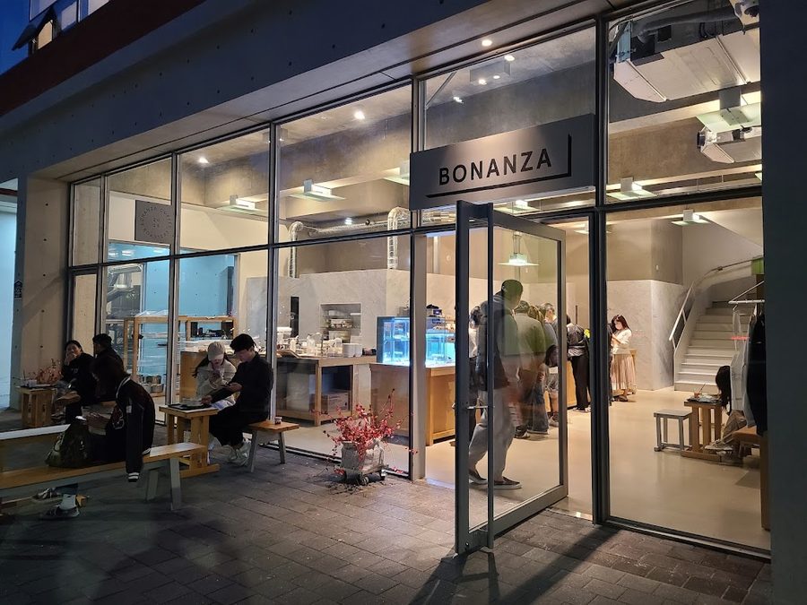 Bonanza Coffee Gunja Flagship