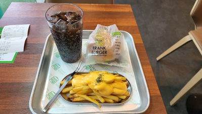 Frank Burger Suraksan Station Branch