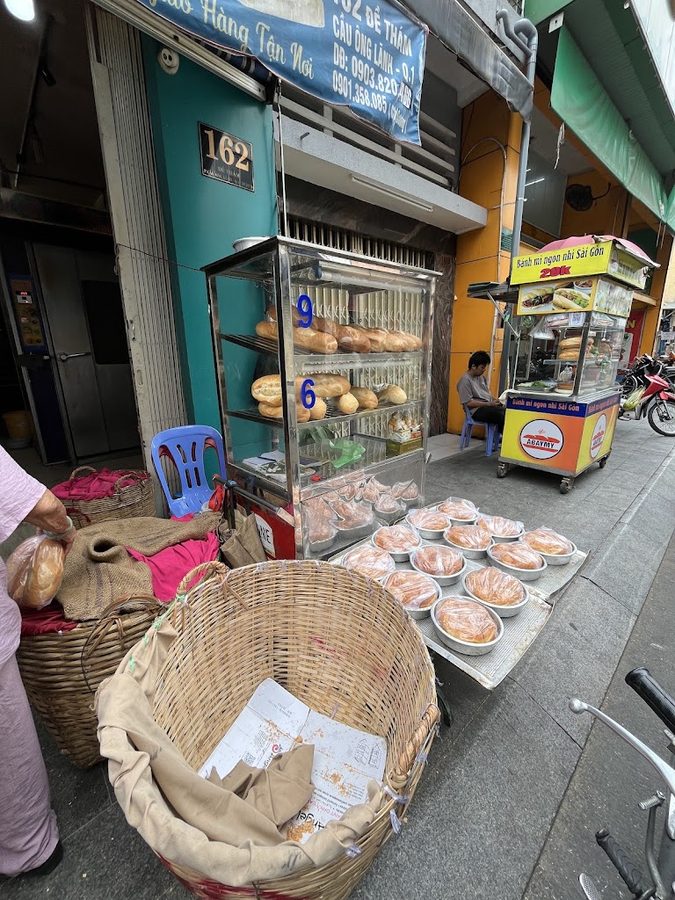Lò Bánh Mì Điện Ngọc Châu