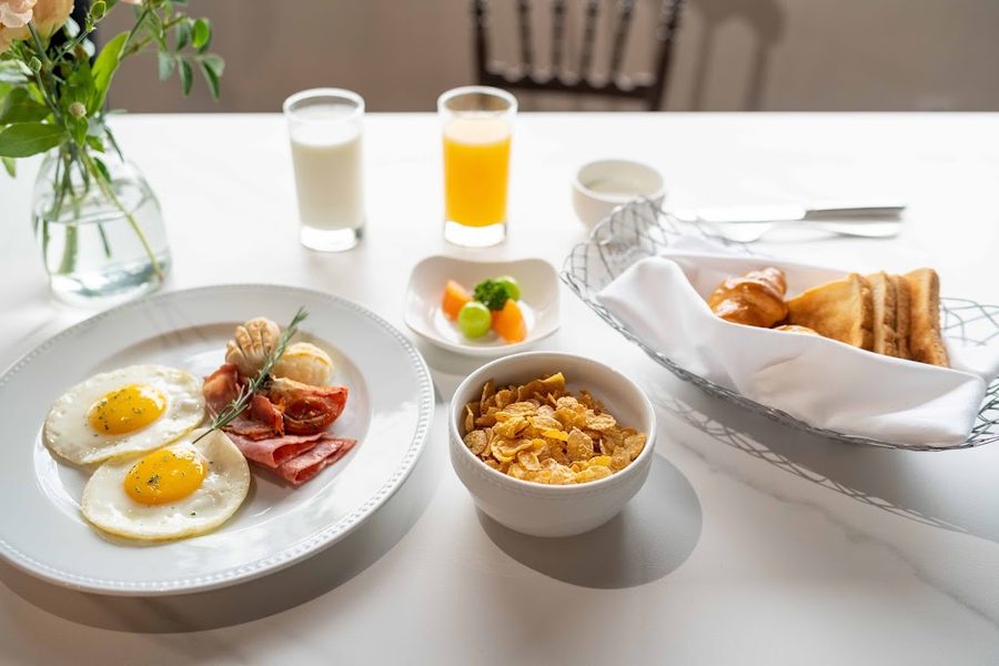 Eliena Hotel Restaurant K-Food