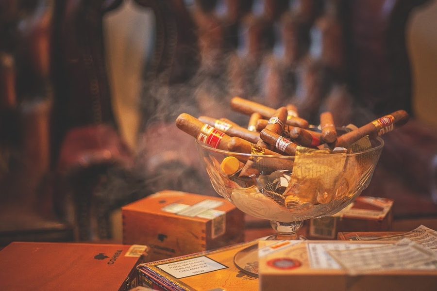 【Okinawa/Naha/Cafe/Bar/CIGAR】cigarCafé & bar Tsukiyo Ryukyu