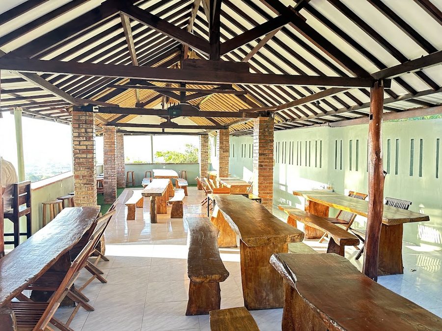 Pande Hill Restaurant