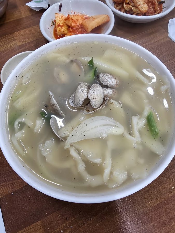 Jeollado Kalguksu