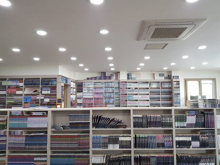LA Manhwa Cafe