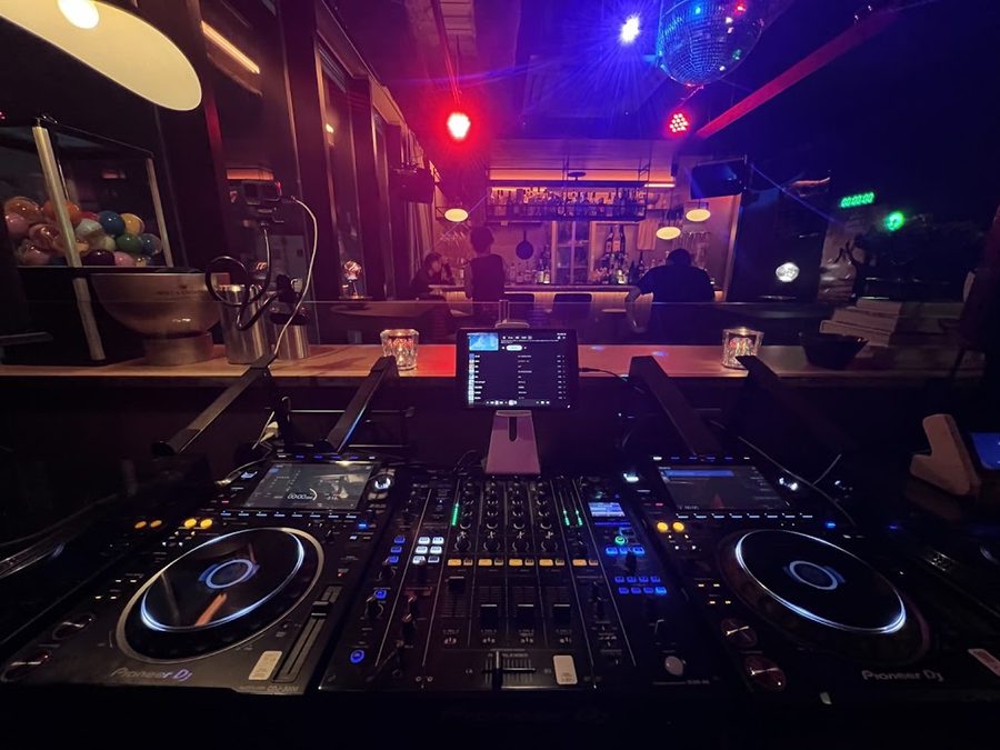 MUSIC BAR 囲 -kakoi-