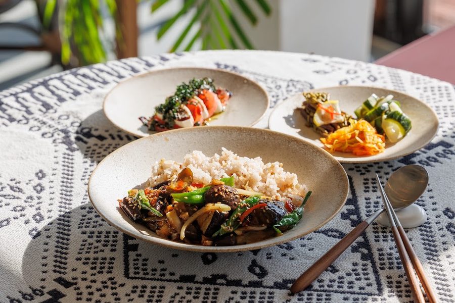DangGenGwa GgaetYip (Carrot and Perilla Leaf)