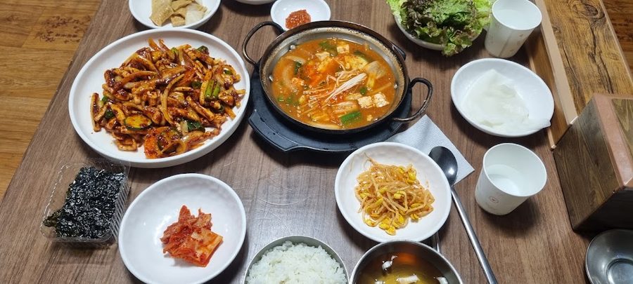 草家食堂