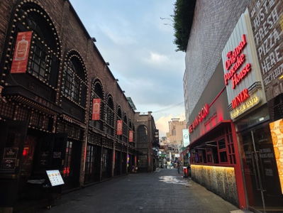 Itaewon World Food Street