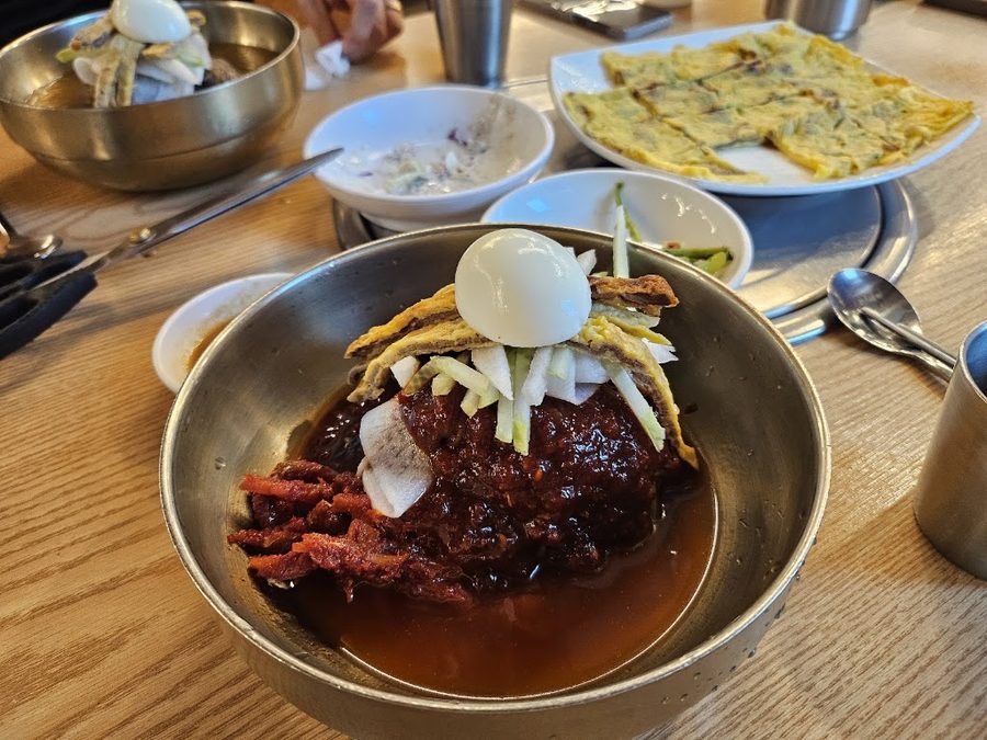 Namgang Jinju Naengmyeon